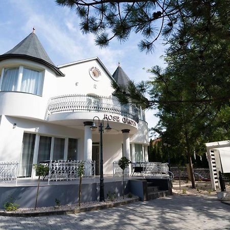 Villa Rose Garden Nyíregyháza Extérieur photo