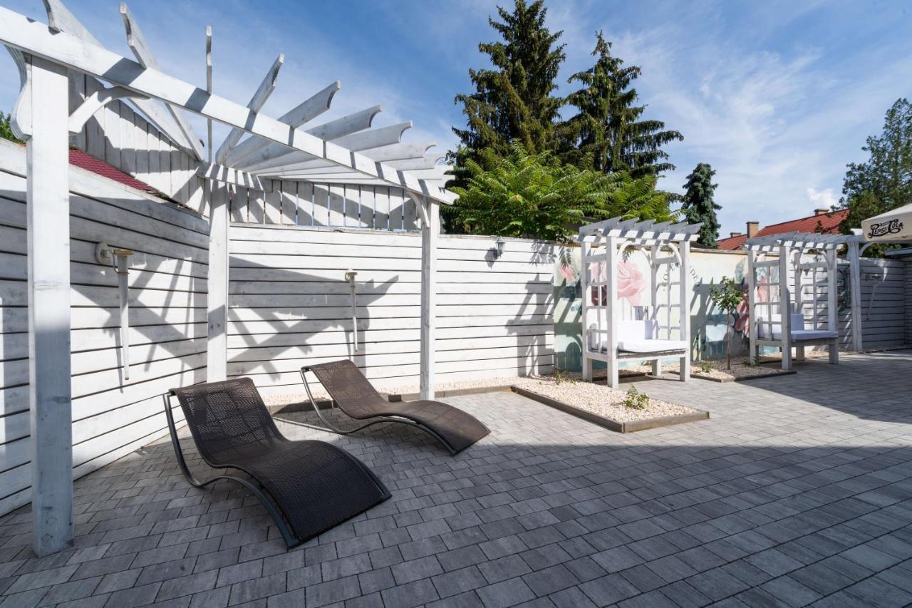 Villa Rose Garden Nyíregyháza Extérieur photo