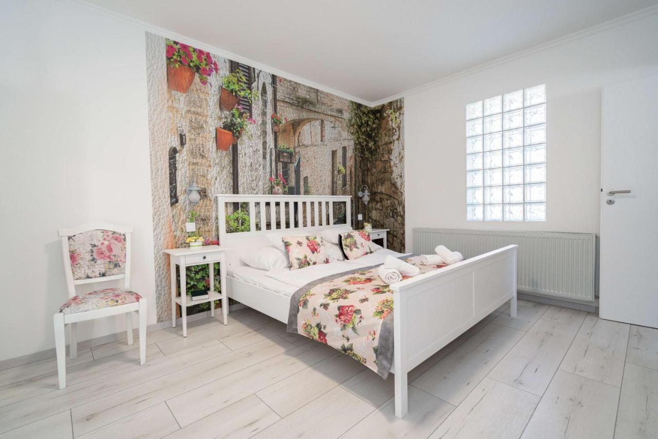 Villa Rose Garden Nyíregyháza Extérieur photo