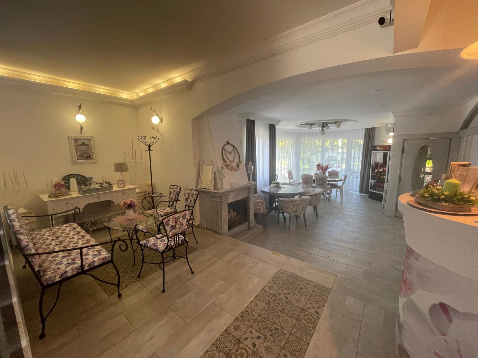 Villa Rose Garden Nyíregyháza Extérieur photo